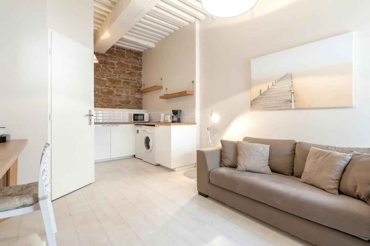 Appartement Guestready - Charming Studio For 2 Near The Metro à Lyon Extérieur photo